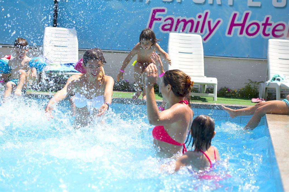 Hotel King - Azzurro Club Milano Marittima Esterno foto