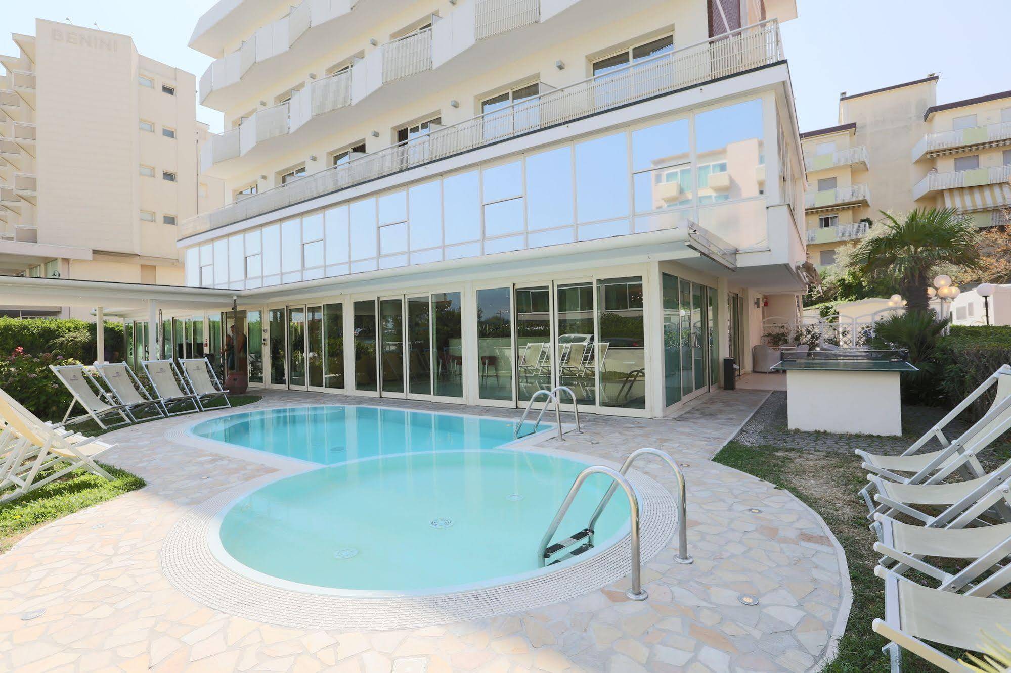 Hotel King - Azzurro Club Milano Marittima Esterno foto