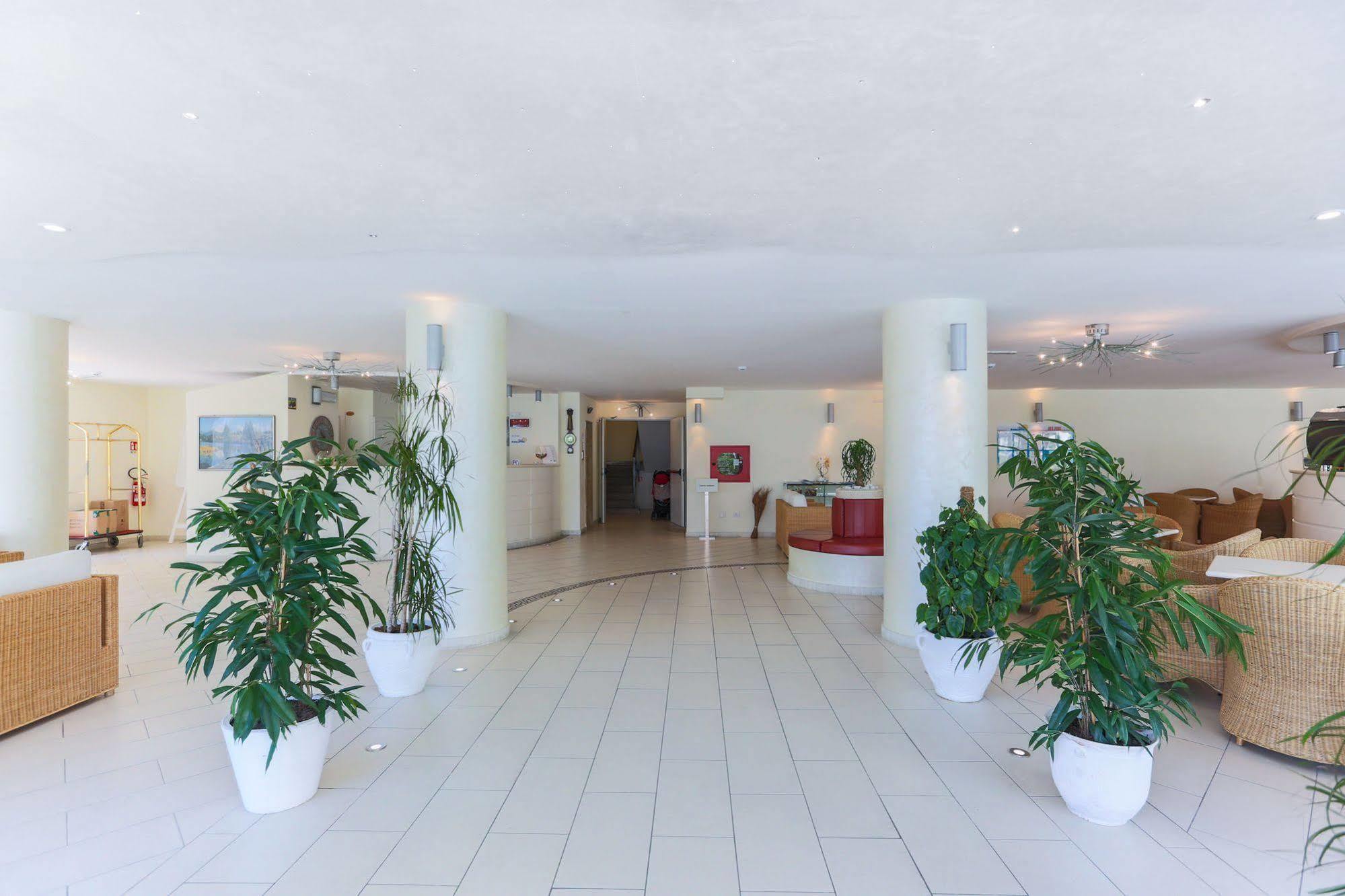 Hotel King - Azzurro Club Milano Marittima Esterno foto